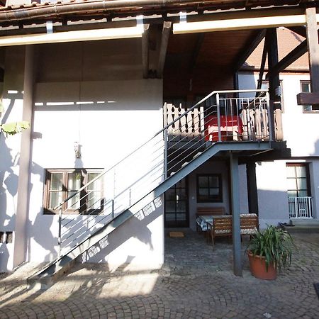 Ferienwohnungen Domblick Mit Historischem Innenhof Speyer Buitenkant foto