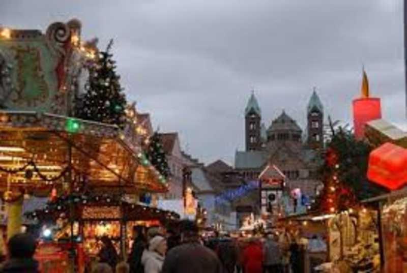 Ferienwohnungen Domblick Mit Historischem Innenhof Speyer Buitenkant foto